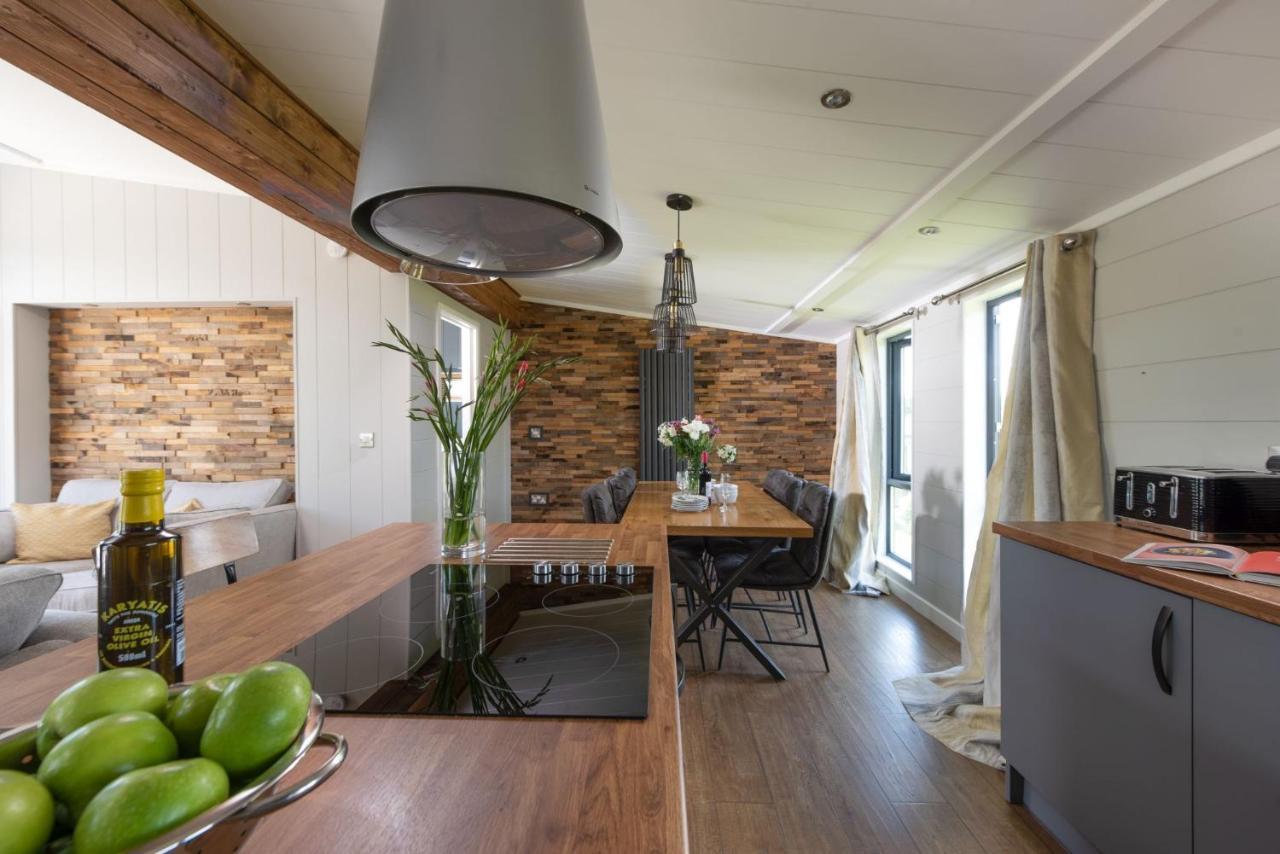 Primrose Lodge, 25 Roadford Lake Lodges Lifton المظهر الخارجي الصورة