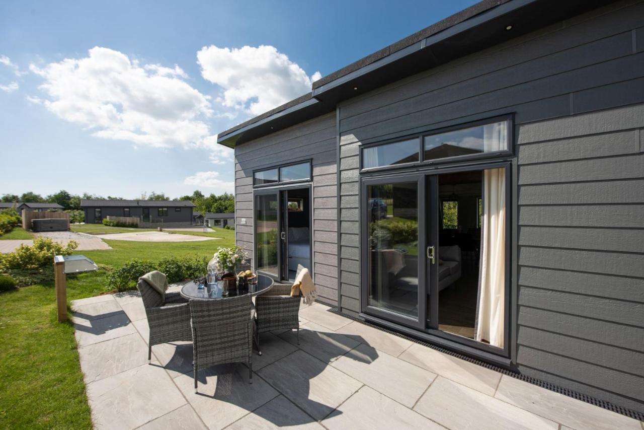 Primrose Lodge, 25 Roadford Lake Lodges Lifton المظهر الخارجي الصورة