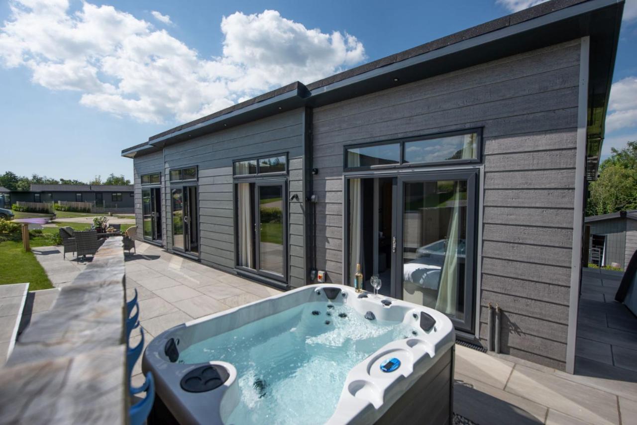 Primrose Lodge, 25 Roadford Lake Lodges Lifton المظهر الخارجي الصورة