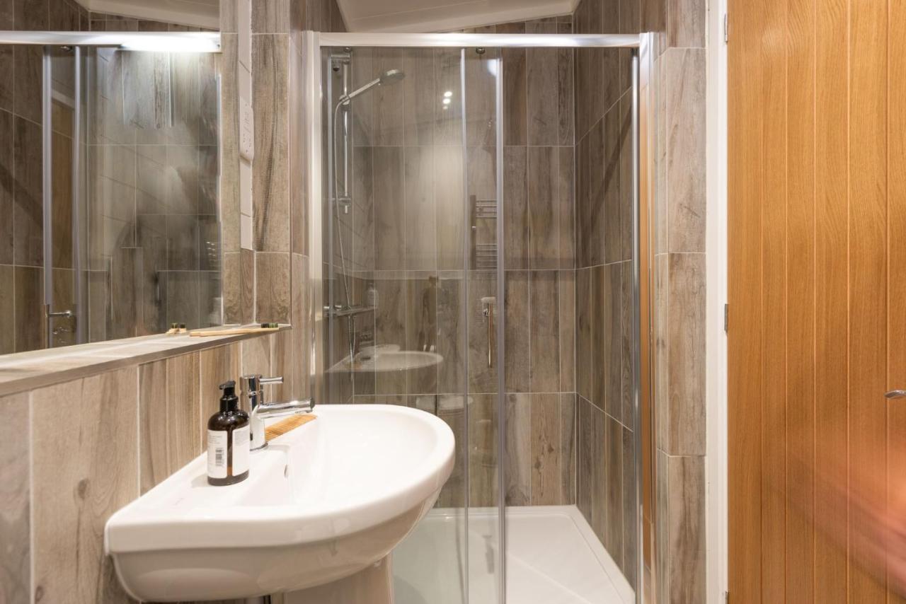 Primrose Lodge, 25 Roadford Lake Lodges Lifton المظهر الخارجي الصورة