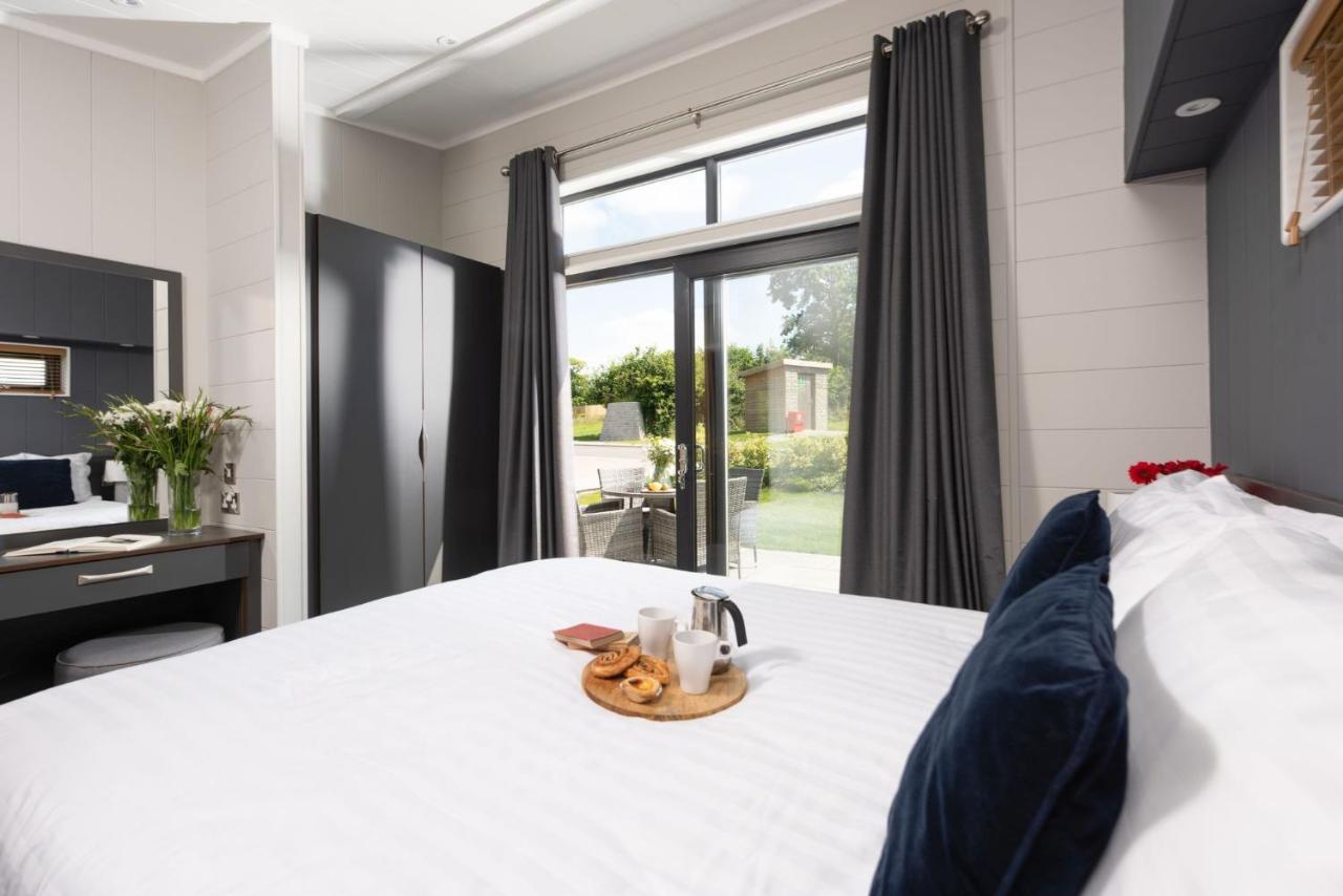 Primrose Lodge, 25 Roadford Lake Lodges Lifton المظهر الخارجي الصورة